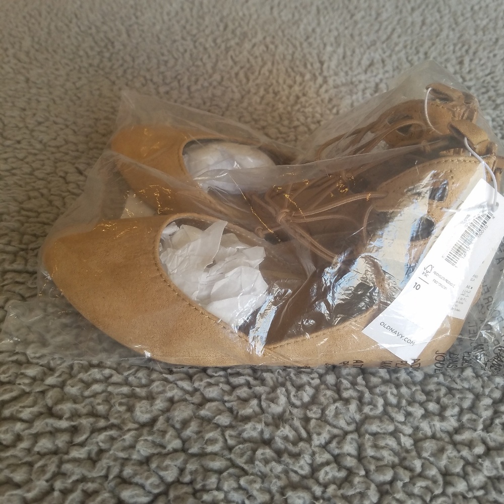 Sueded Lace-Up Ballet Flats *Closet Clearout*